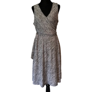 Mystree wrap dress with tie waist. Size large.